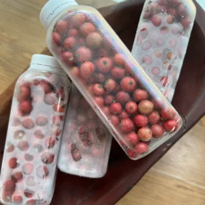 FROZEN STRAWBERRY TREE BERRY BOX
